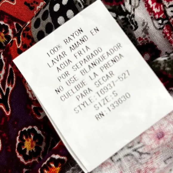 Dani Collection Patchwork Boho Tunic Blouse Small Cottagecore Floral Deep V Neck - Picture 10 of 10